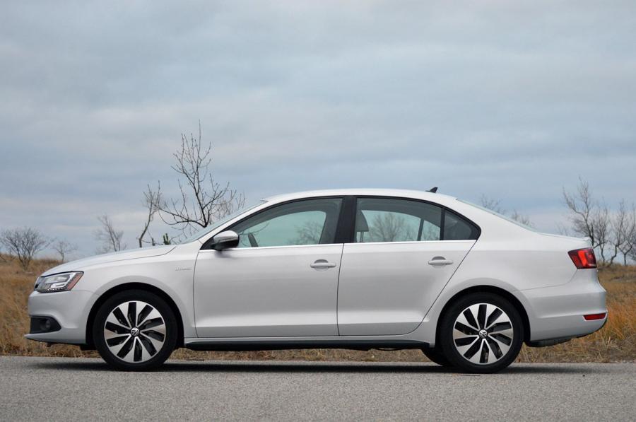  Volkswagen Jetta Hybrid 2012 года  (фото 102 из 133)
